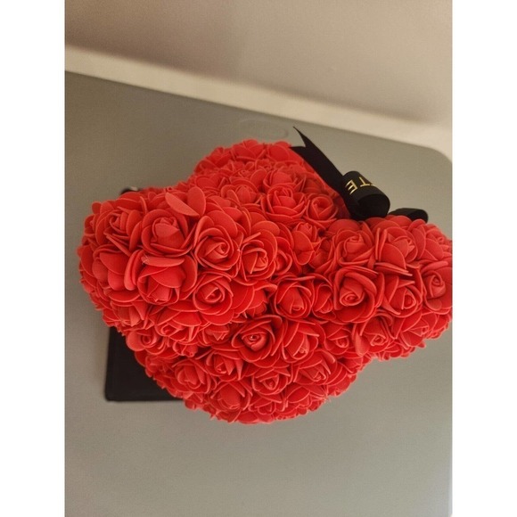 Madame Rosette Medium Rose Teddy Bear Styrofoam Roses Valentine's Day Gift - Picture 4 of 10